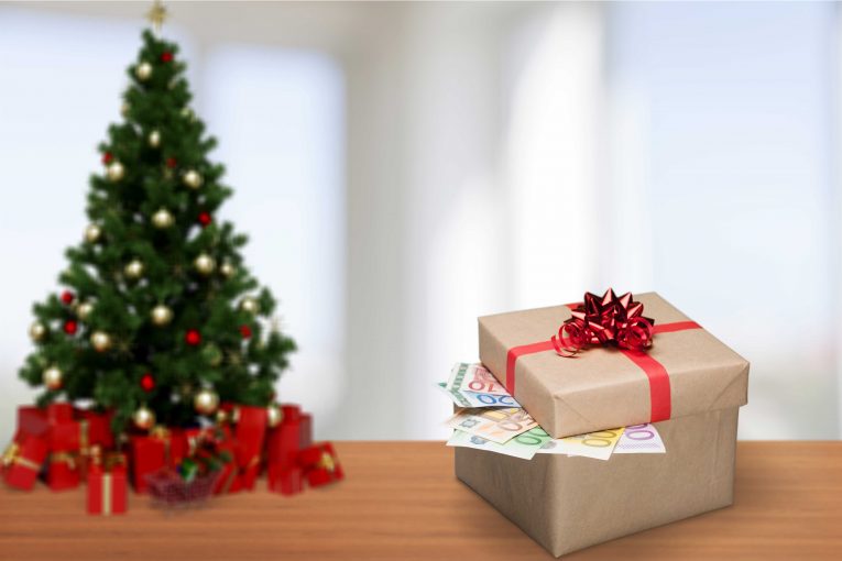 Tips in Getting Christmas Gifts for Girlfriend